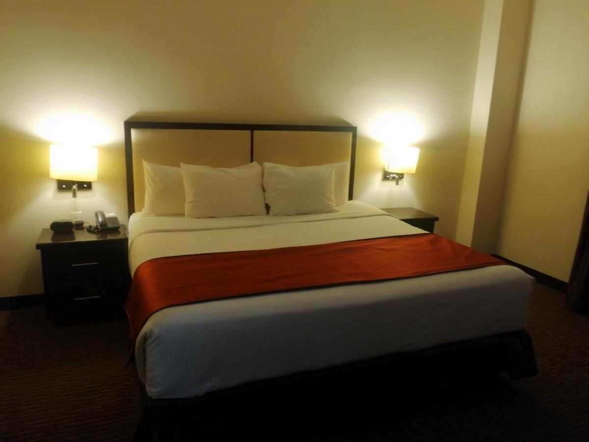 Hotel La Mina 3*